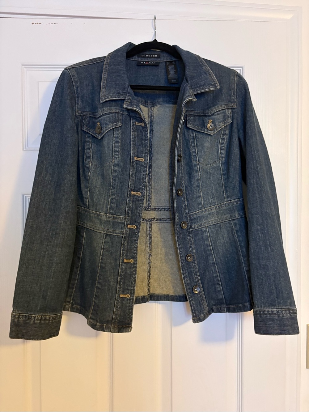 Axcess a Liz Claiborne company Classic Indigo Denim Jacket